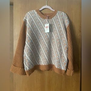 Entro Women’s Sweater NWT